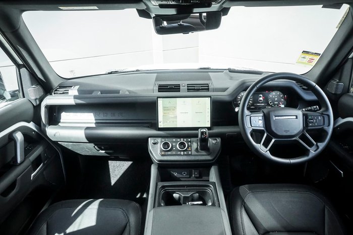 2024 Land Rover Defender 110 P400 X-Dynamic HSE