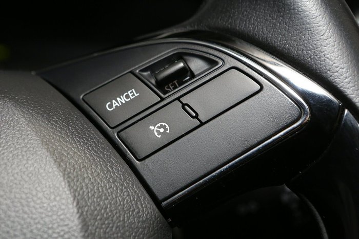 2016 Mitsubishi Outlander LS