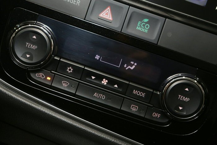 2016 Mitsubishi Outlander LS