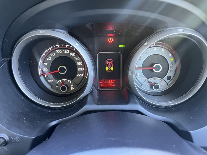 2018 Mitsubishi Pajero GLX