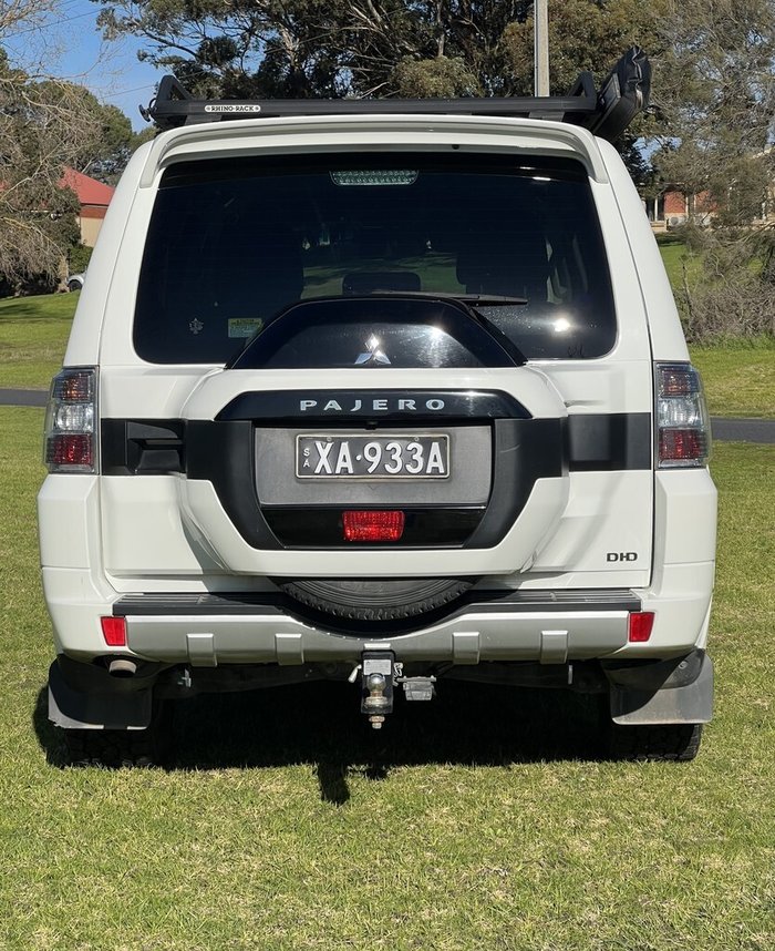 2018 Mitsubishi Pajero GLX