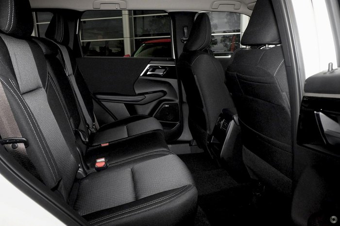 2025 Mitsubishi Outlander LS ZM MY25 AWD White