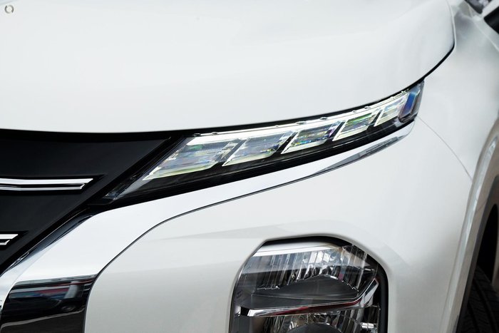 2025 Mitsubishi Outlander LS ZM MY25 AWD White