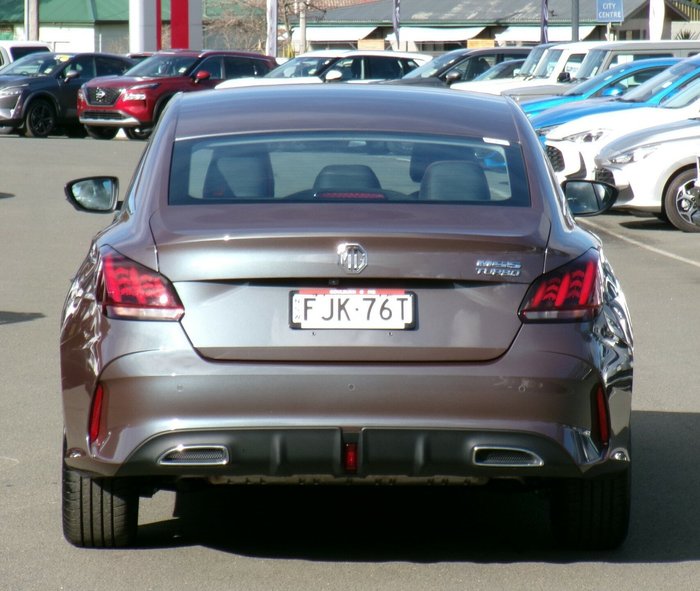 2024 MG MG5