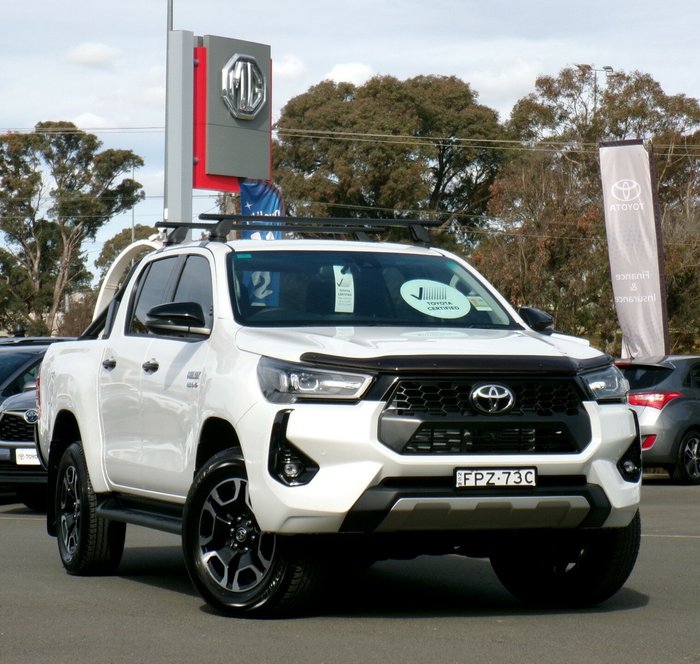 2025 Toyota Hilux SR5 48V GUN126R 4X4 Dual Range
