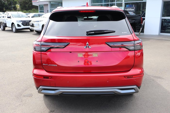 2025 Mitsubishi Outlander LS
