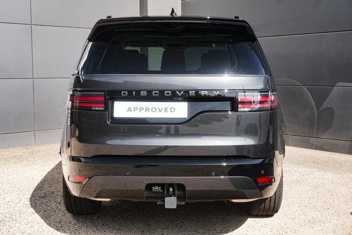 2025 Land Rover Discovery D350 Dynamic SE