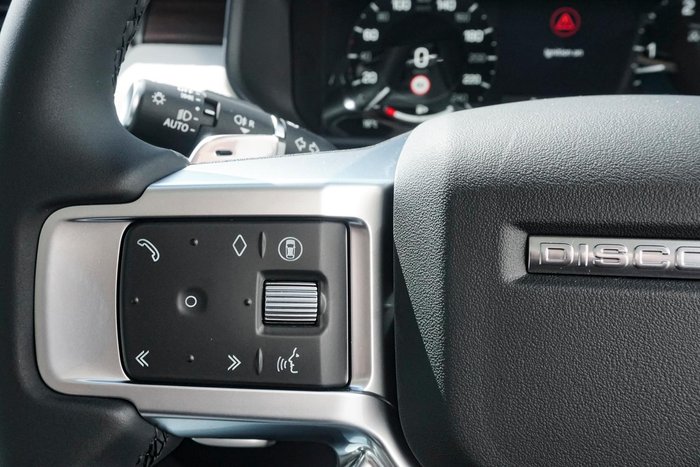 2025 Land Rover Discovery D350 Dynamic SE