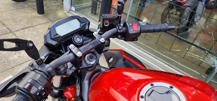 2015 Kawasaki Z250 SL RED