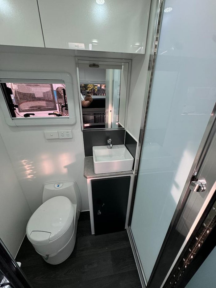 2025 Lakestar Caravans Grandiose 21Ft Double Bunk