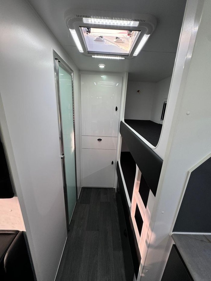 2025 Lakestar Caravans Grandiose 21Ft Double Bunk