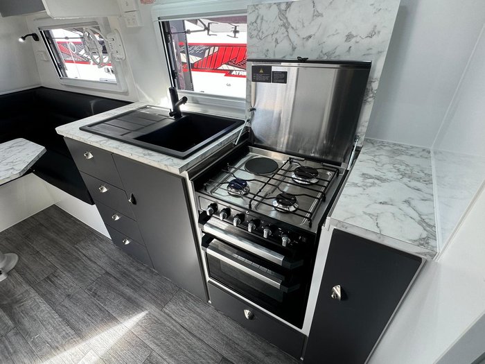 2025 Lakestar Caravans Achilles 22.6 Ft