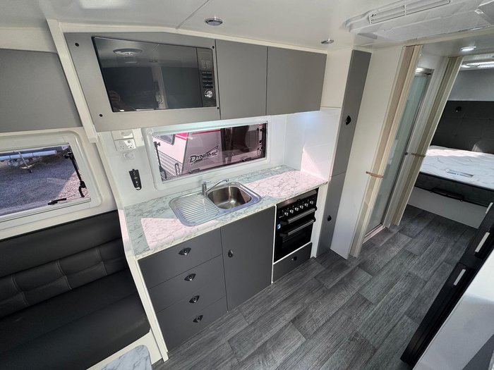 2025 Lakestar Caravans Achilles 22.6 Ft