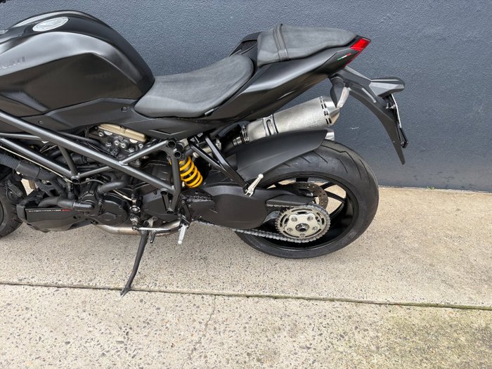 2013 DUCATI STREETFIGHTER 848 BLACK