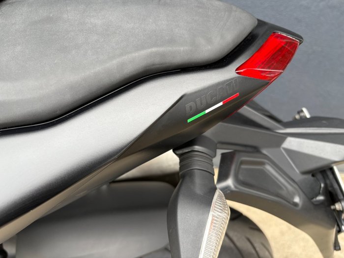 2013 DUCATI STREETFIGHTER 848 BLACK