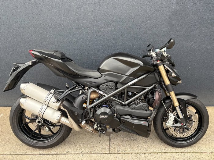 2013 DUCATI STREETFIGHTER 848 BLACK