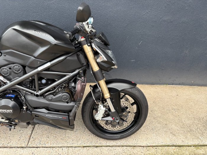 2013 DUCATI STREETFIGHTER 848 BLACK