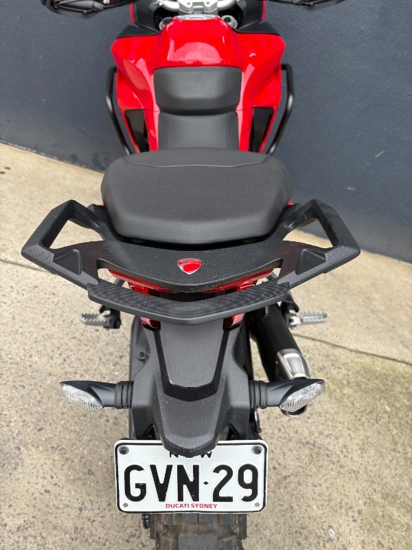 2022 DUCATI MULTISTRADA V2 RED