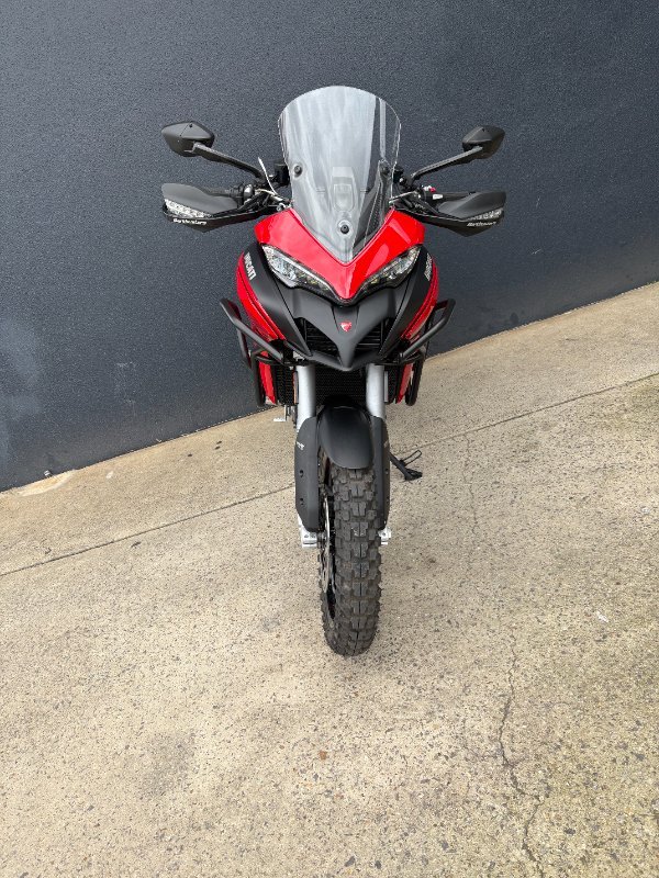 2022 DUCATI MULTISTRADA V2 RED