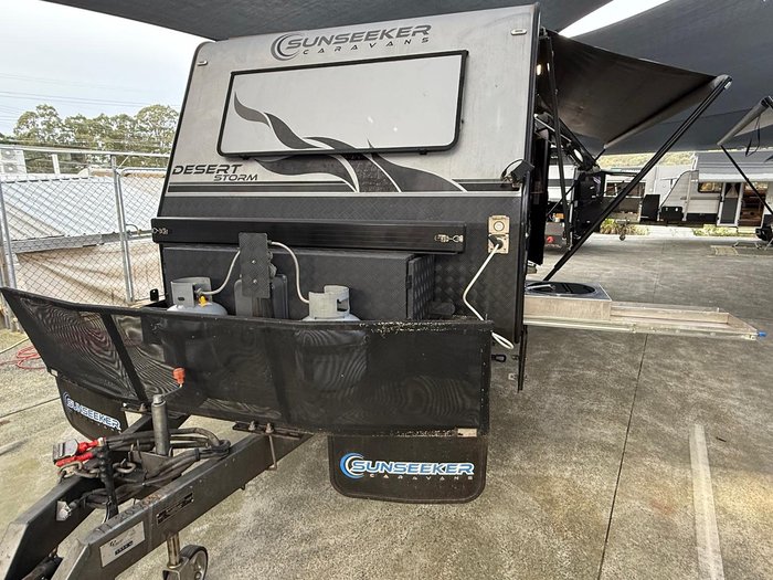 2020 Sunseeker Dessert Storm