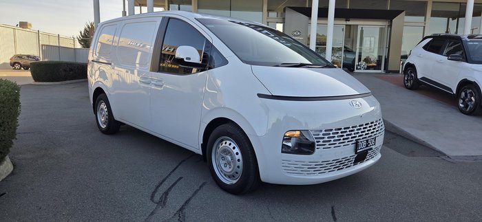 2024 Hyundai STARIA LOAD US4.V2 MY24 Creamy White