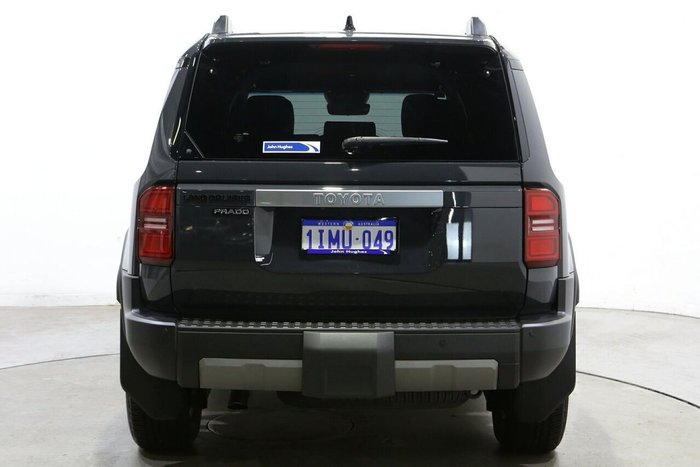 2025 Toyota Landcruiser Prado