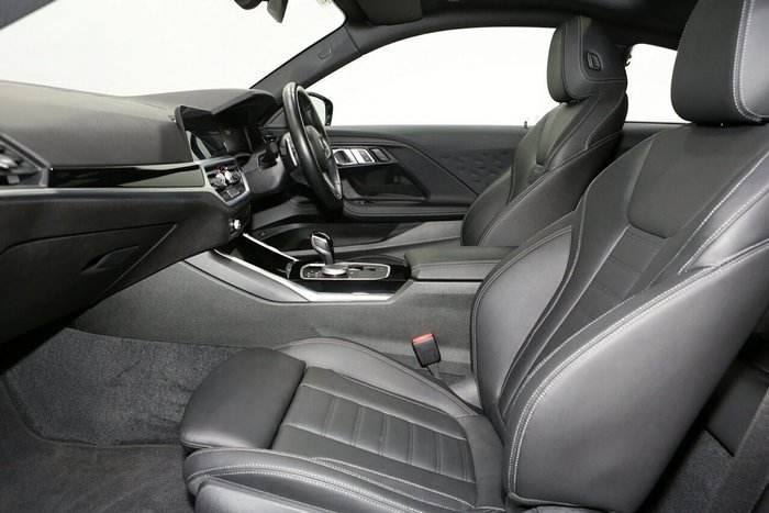 2022 BMW 2 Series 220i M Sport