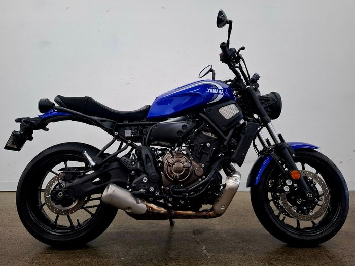 2024 Yamaha XSR700 Blue