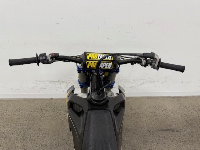 2021 Husqvarna 2021 HUSQVARNA 450CC FC450 Motocross
