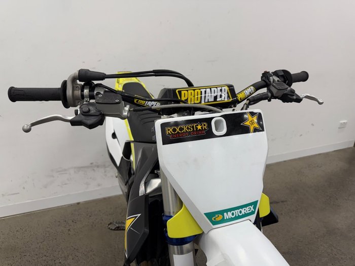 2021 Husqvarna 2021 HUSQVARNA 450CC FC450 Motocross