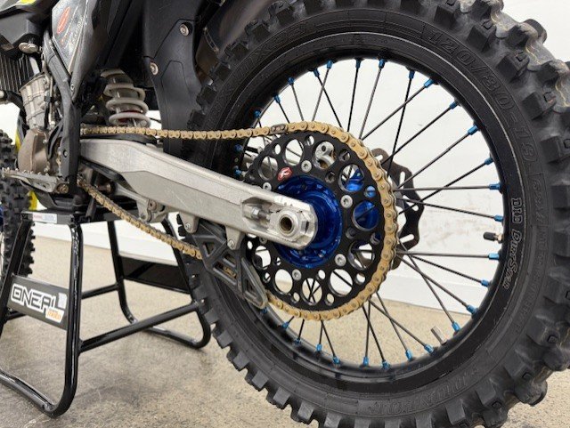 2021 Husqvarna 2021 HUSQVARNA 450CC FC450 Motocross