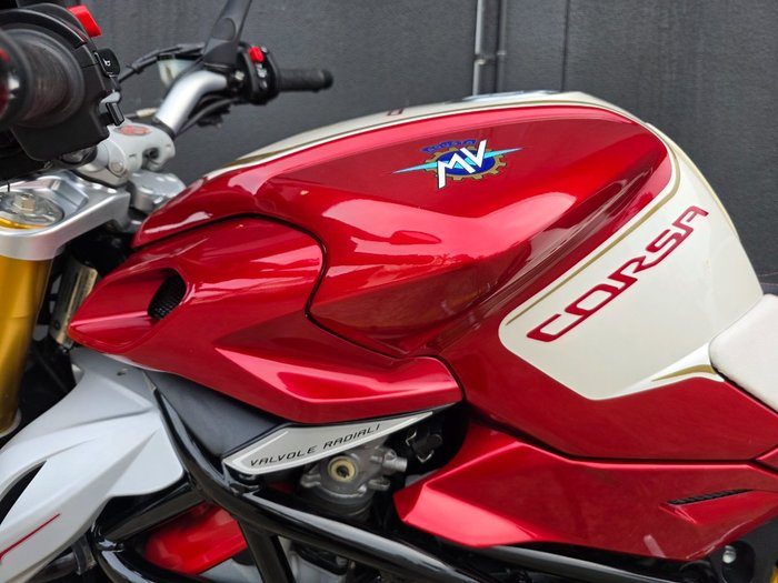 2016 MV Agusta BRUTALE 1090 RR RED