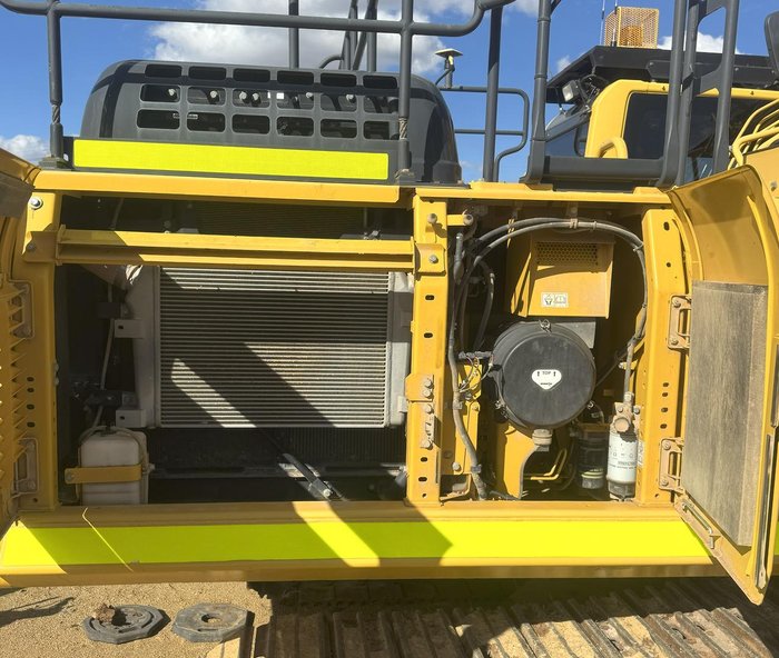  Komatsu Pc360lc-11 Excavator 