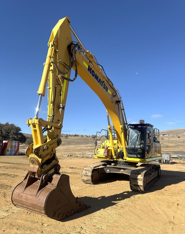  Komatsu Pc360lc-11 Excavator 