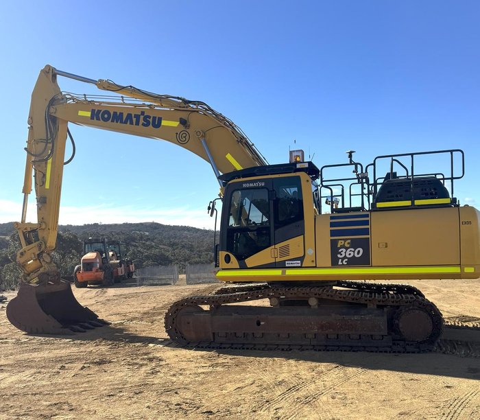  Komatsu Pc360lc-11 Excavator 