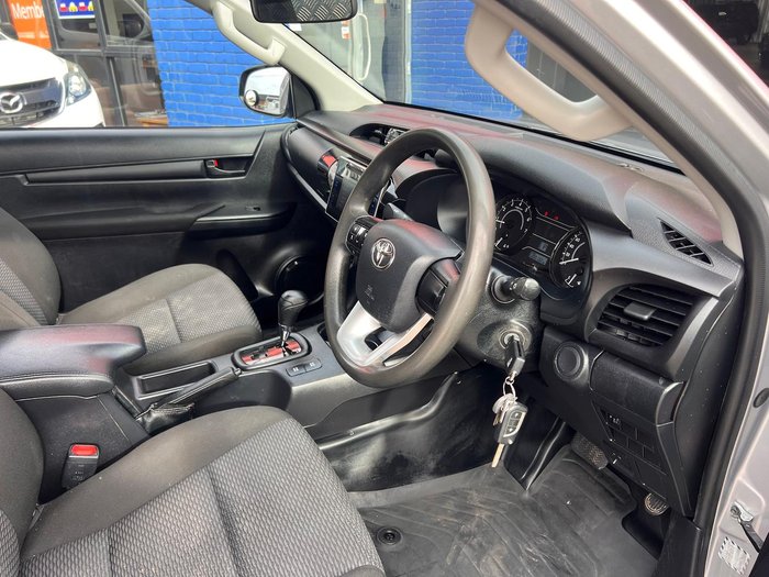 2019 Toyota Hilux Workmate TGN121R 4x2 Silver Sky