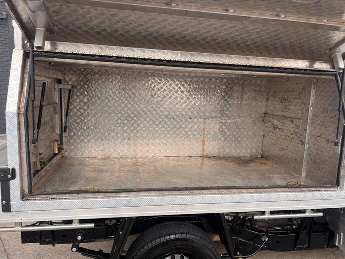 2019 Toyota Hilux Workmate TGN121R 4x2 Silver Sky