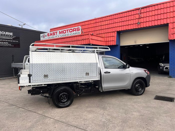 2019 Toyota Hilux Workmate TGN121R 4x2 Silver Sky