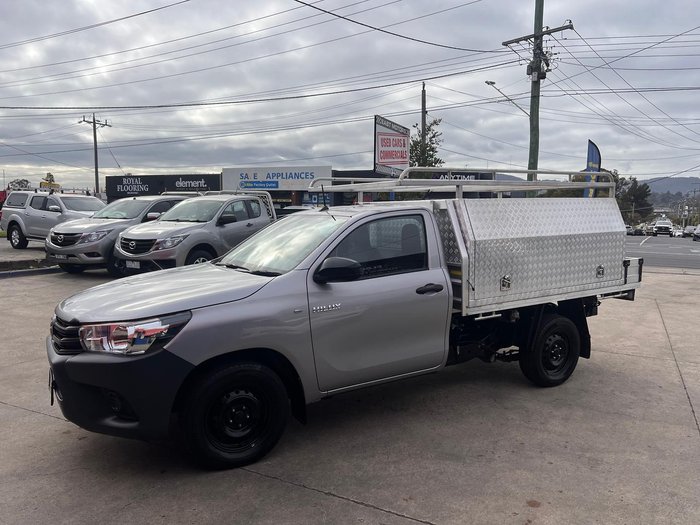 2019 Toyota Hilux Workmate TGN121R 4x2 Silver Sky