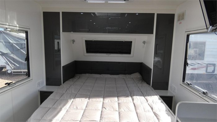 2019 New Age Caravans Big Red 20 Series Deluxe WHITE