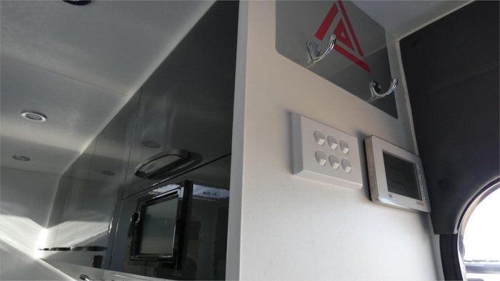 2019 New Age Caravans Big Red 20 Series Deluxe WHITE