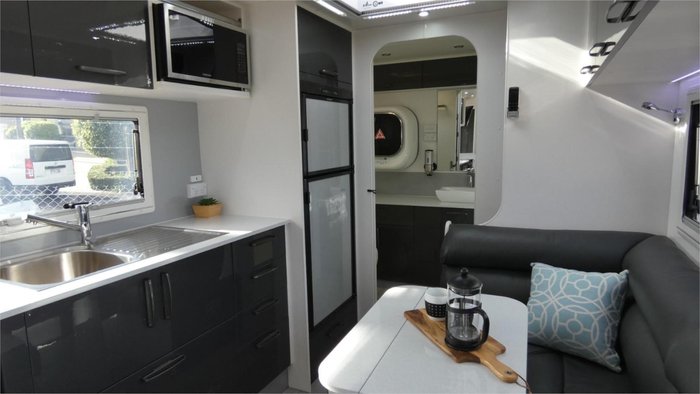 2019 New Age Caravans Big Red 20 Series Deluxe WHITE