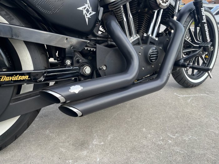 2010 HARLEY-DAVIDSON XL883 IRON 883 Black