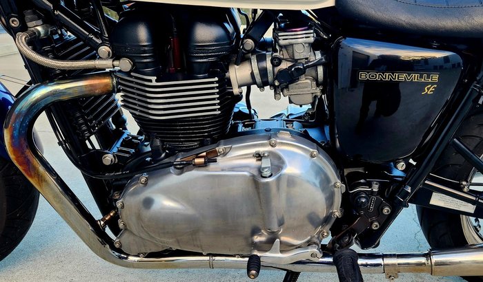 2009 Triumph Bonneville SE Bonneville Blue
