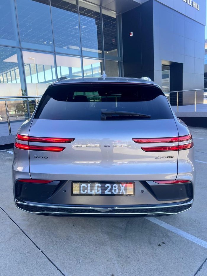 2025 Genesis GV70 2.5T ADVANCED