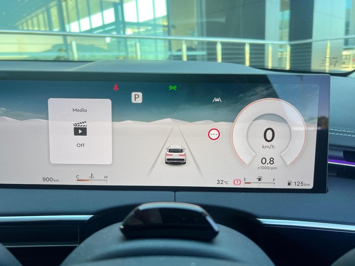 2025 Genesis GV70 2.5T ADVANCED