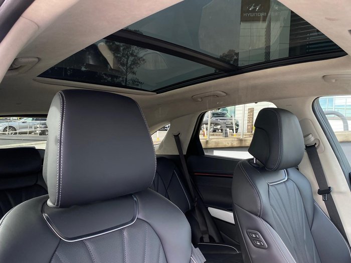 2025 Genesis GV70 2.5T SIGNATURE