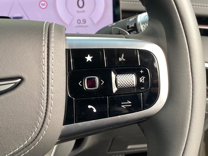 2025 Genesis GV70 2.5T SIGNATURE