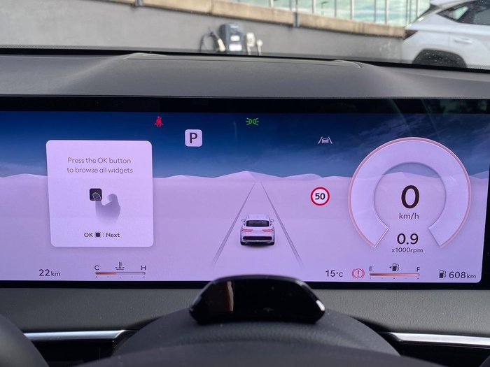 2025 Genesis GV70 2.5T SIGNATURE