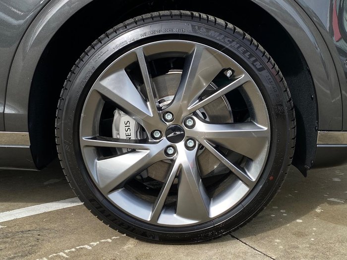 2025 Genesis GV70 2.5T SIGNATURE